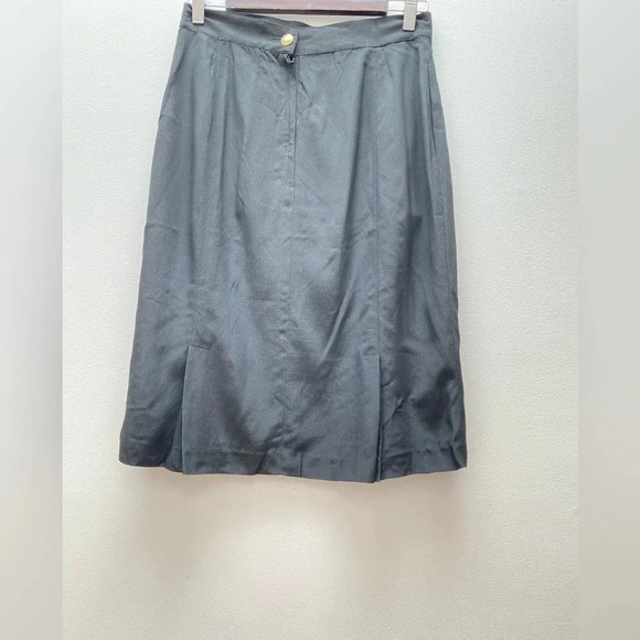 Vintage - Classic Black A Line Skirt - Picture 3 of 5